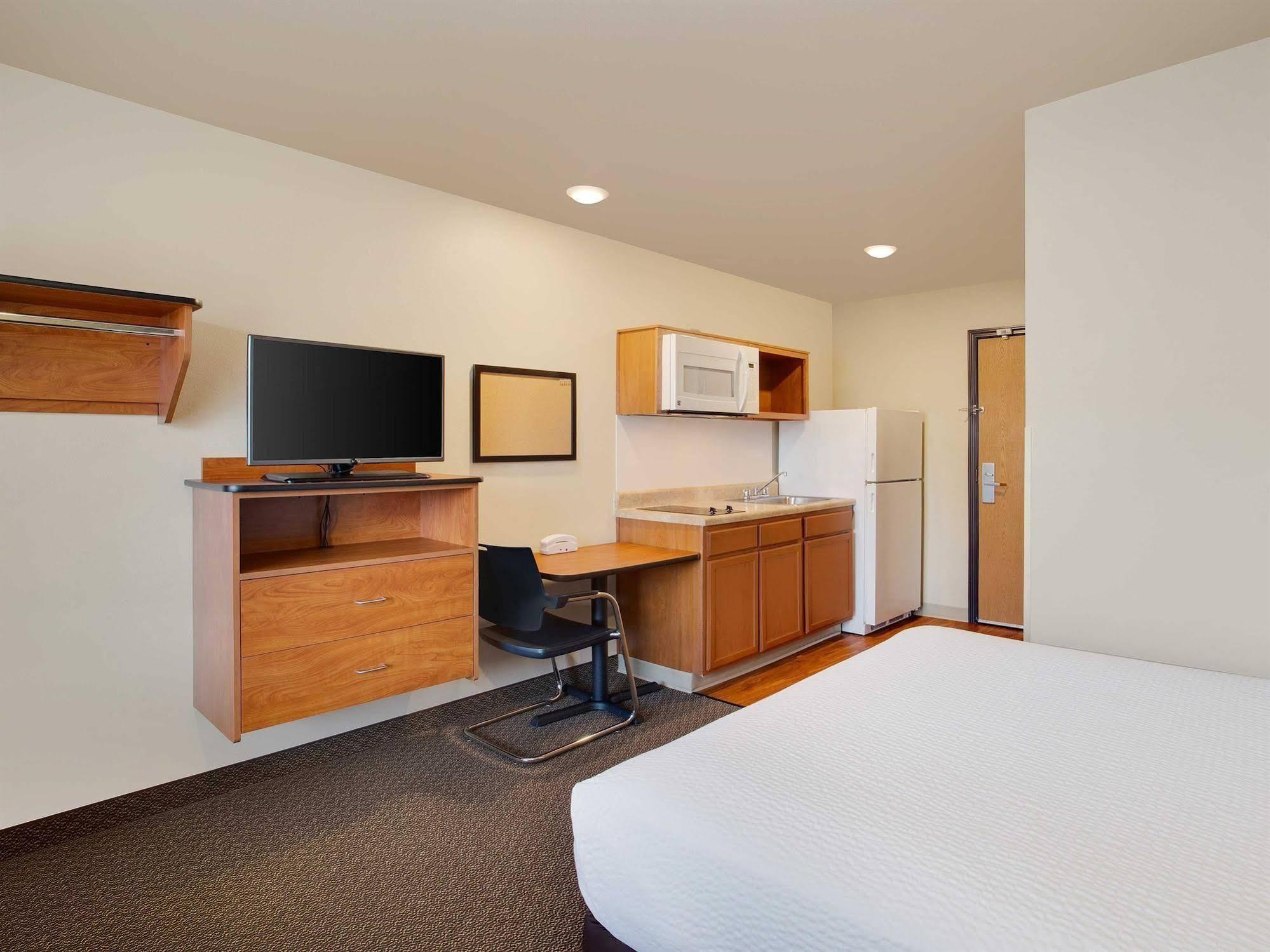 Woodspring Suites Columbus North I-270 Kültér fotó